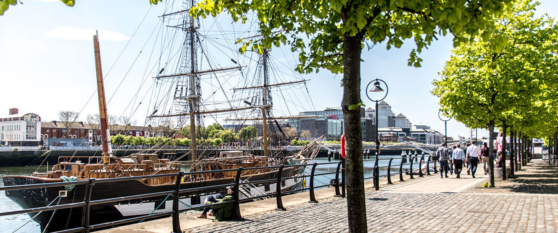 Jeanie-Johnston-Tall-Ship,-Irish-Famine-Story,-Dublin-City-Docklands_master.jpg