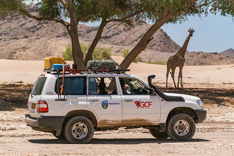 UCD Research / Giraffe Conservation Foundation truck